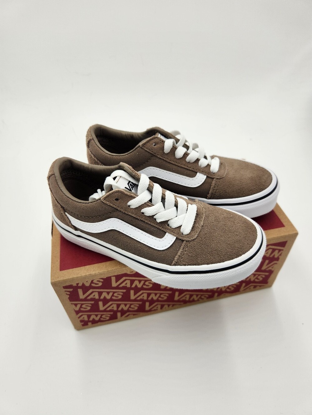Vans Ward Sneakers Shoes Walnut Kids Youth Size 12 New In Box